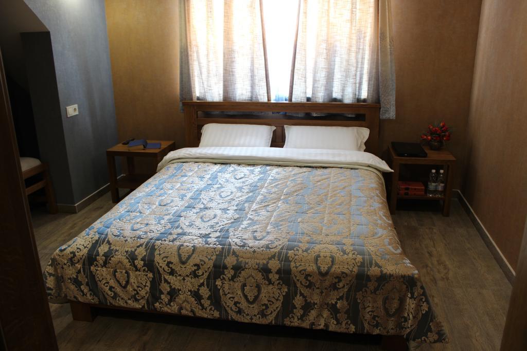 מלון סומי Barin House מראה חיצוני תמונה